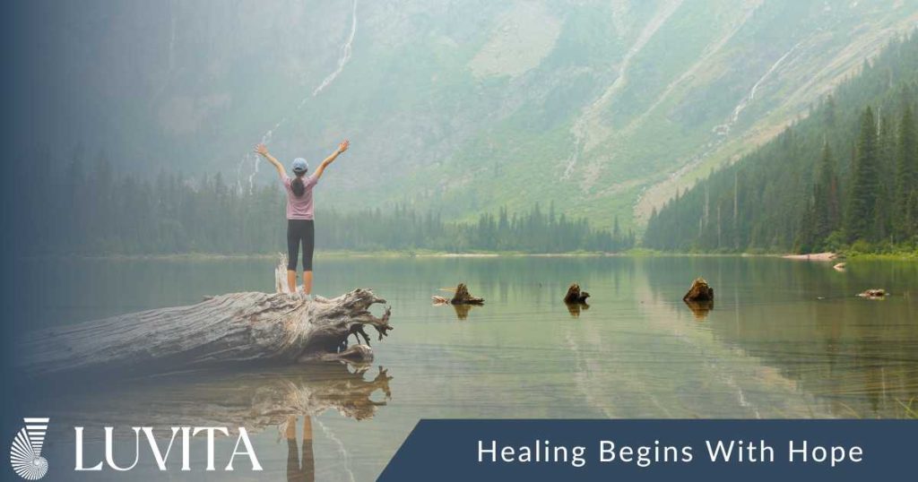 woman relaxing after outaptient psychiatric therapy in montana